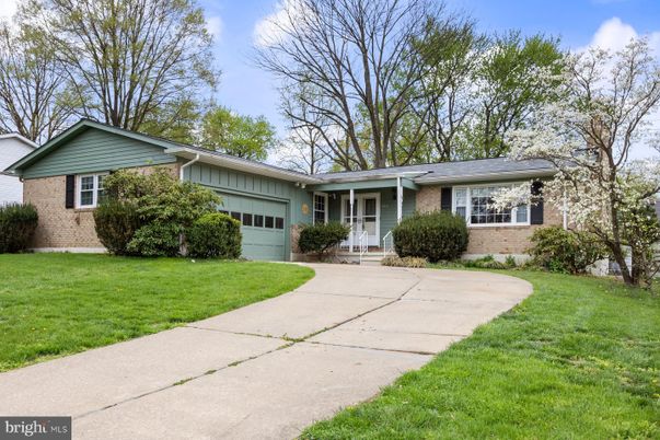 Attached, Exterior, Facade, Brick Facade, Ranch