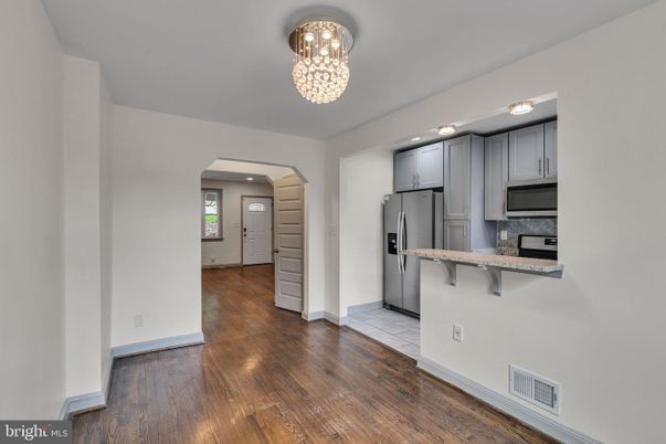 Chandelier, Interior, Kitchen, Recessed Lighting, Wood Texture Flooring