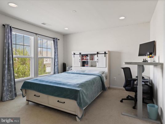 Bedroom, Home Office, Interior, Recessed Lighting