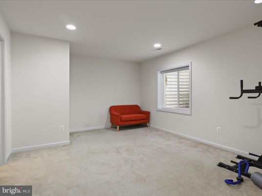 Fitness Equipment, Interior, Recessed Lighting