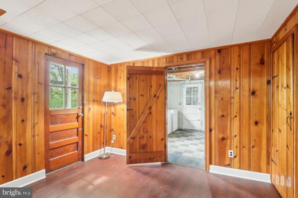 Bathroom, Empty room, Interior, Wood Texture Flooring, Wooden Walls