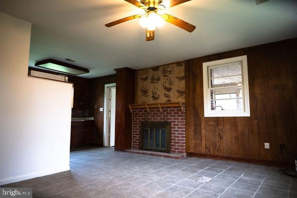 Empty room, Fireplace, Interior, Wooden Walls