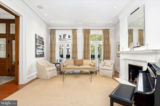 Fireplace, Interior, Living room, Piano, Recessed Lighting, Wood Texture Flooring