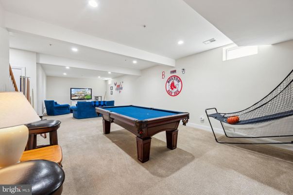Billiard Table, Game Room, Interior, Recessed Lighting