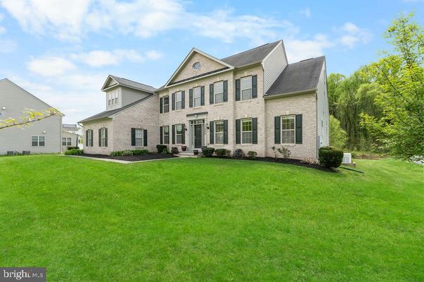 Backyard, Exterior, Facade, Brick Facade, Farmhouse