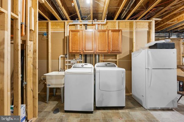 Interior, Washer, Wooden Beams, Wooden Ceilings