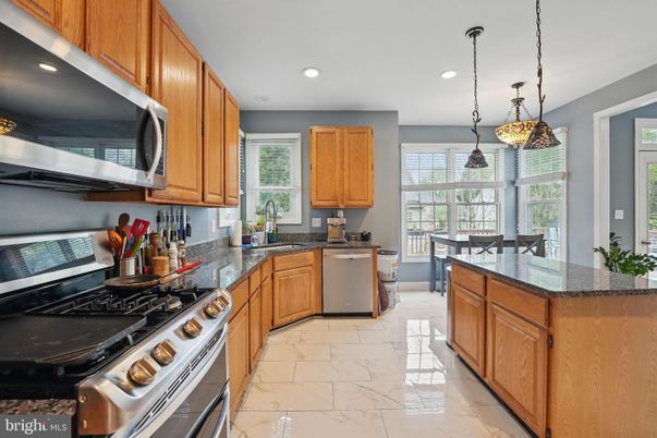 Dining room, Interior, Kitchen, Marble, Pendant Lights, Recessed Lighting, Stainless Steel Appliances