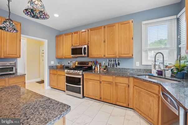Interior, Kitchen, Marble, Recessed Lighting, Stainless Steel Appliances