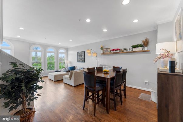 Dining room, Interior, Living room, Recessed Lighting, Wood Texture Flooring