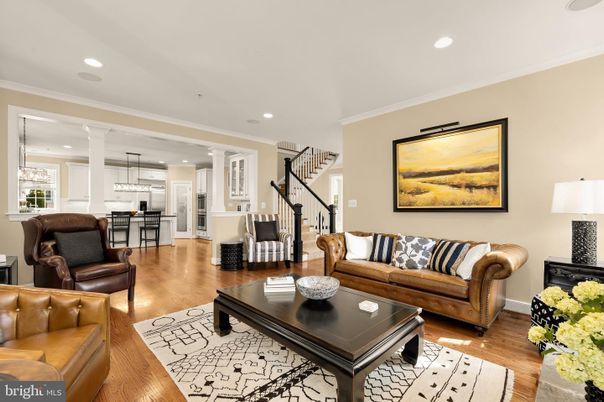 Interior, Kitchen, Living room, Pendant Lights, Recessed Lighting, Wood Texture Flooring