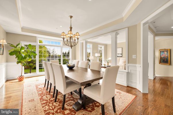 Chandelier, Dining room, Interior, Recessed Lighting, Wood Texture Flooring