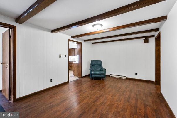 Empty room, Interior, Wooden Beams, Wood Texture Flooring