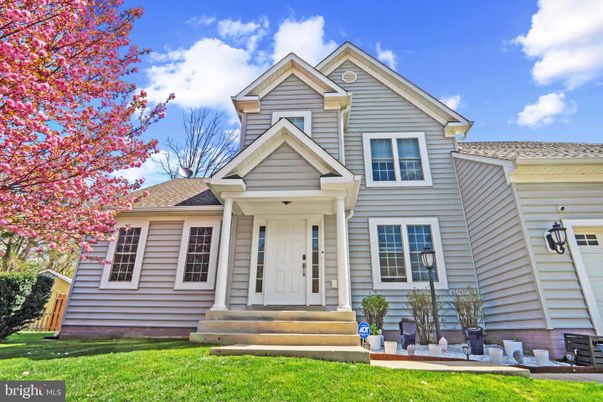 Exterior, Facade, Queen Anne Victorian