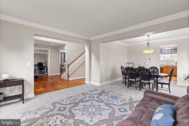 Chandelier, Dining room, Interior, Living room, Pendant Lights, Recessed Lighting, Wood Texture Flooring