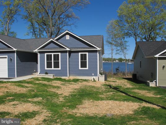 Backyard, Exterior, Water