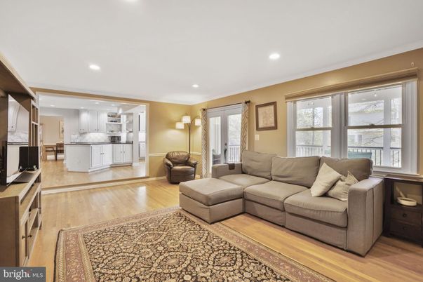 Interior, Kitchen, Living room, Recessed Lighting, Wood Texture Flooring
