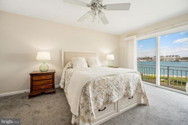 Bedroom, Interior, Water