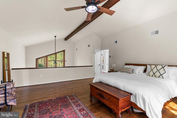 Bedroom, Interior, Pendant Lights, Wood Texture Flooring