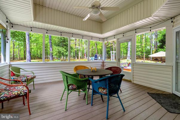 Dining room, Interior, Sun Room, Wood Texture Flooring