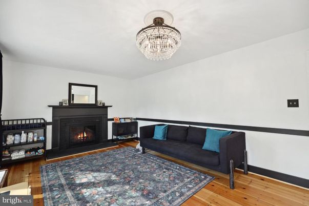 Chandelier, Fireplace, Interior, Wood Texture Flooring