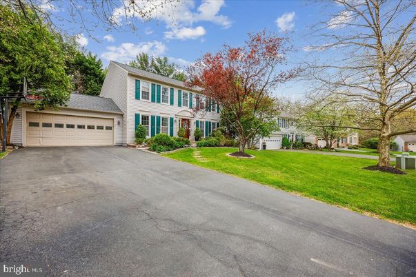 Attached, Backyard, Exterior, Facade, Georgian