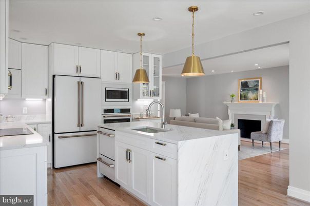 Fireplace, Interior, Kitchen, Pendant Lights, Recessed Lighting, Stainless Steel Appliances, Wood Texture Flooring