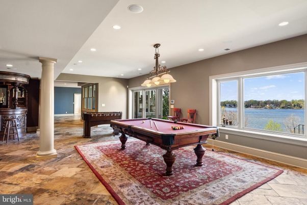 Billiard Table, Game Room, Interior, Pendant Lights, Recessed Lighting, Water