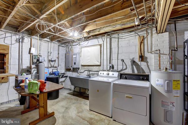 Interior, Utility Closets, Washer, Wooden Beams, Wooden Ceilings