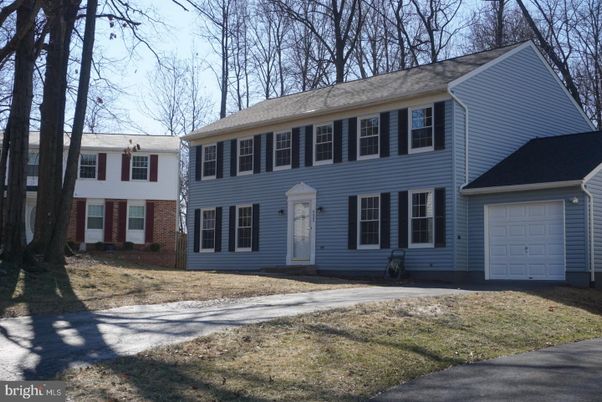 Attached, Exterior, Facade, Georgian