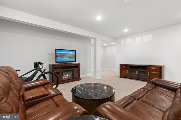 Fireplace, Interior, Living room, Recessed Lighting