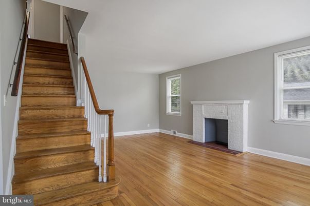 Empty room, Fireplace, Interior, Wood Texture Flooring