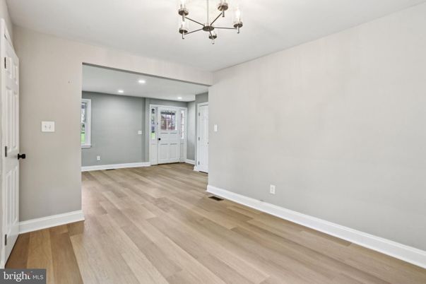 Empty room, Interior, Pendant Lights, Recessed Lighting, Wood Texture Flooring