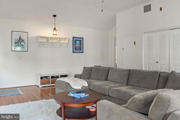 Interior, Living room, Pendant Lights, Wood Texture Flooring