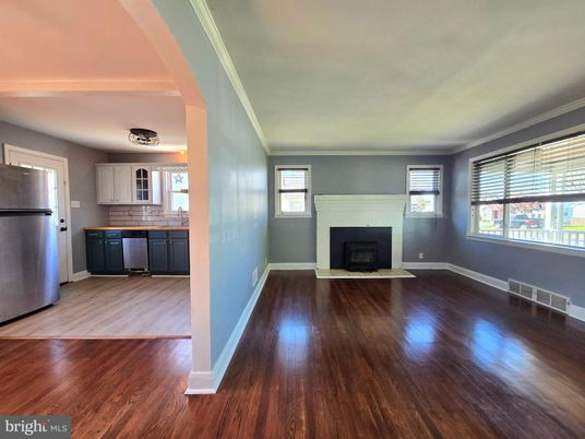 Empty room, Fireplace, Interior, Kitchen, Wood Texture Flooring