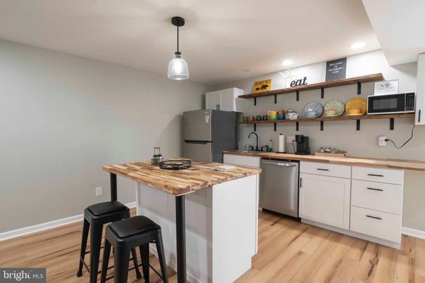 Interior, Kitchen, Pendant Lights, Recessed Lighting, Wood Texture Flooring