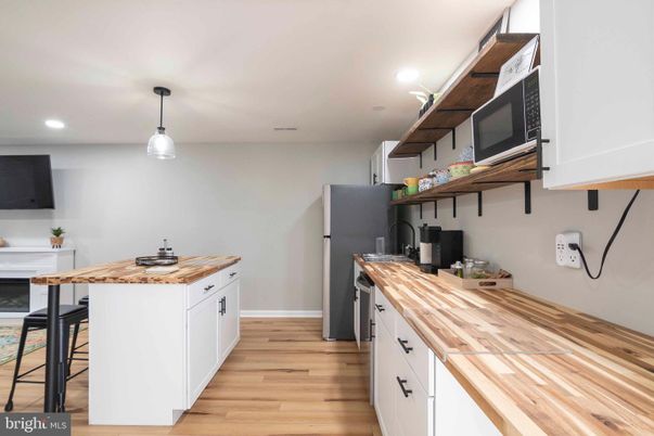 Interior, Kitchen, Pendant Lights, Recessed Lighting, Wood Texture Flooring