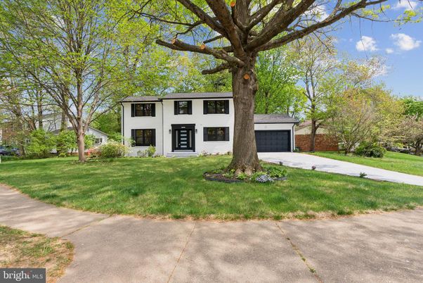 Attached, Backyard, Exterior, Facade, Georgian