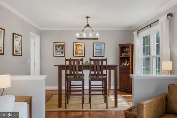 Chandelier, Dining room, Interior, Pendant Lights, Wood Texture Flooring