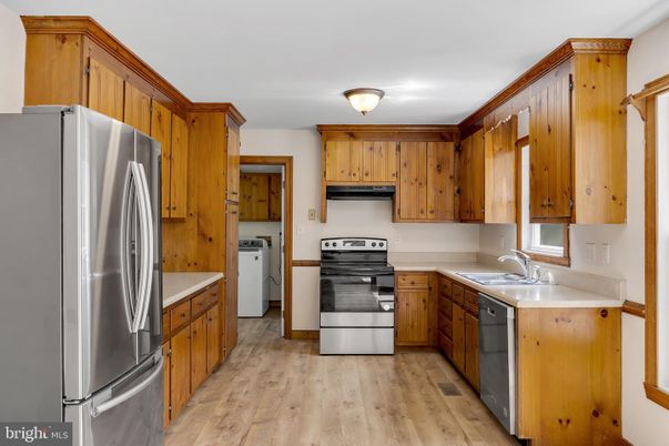 Interior, Kitchen, Stainless Steel Appliances, Wood Texture Flooring