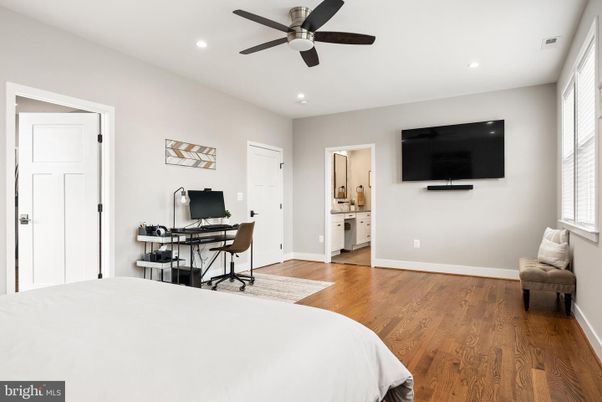 Bedroom, Home Office, Interior, Recessed Lighting, Wood Texture Flooring