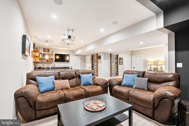 Interior, Kitchen, Living room, Pendant Lights, Recessed Lighting