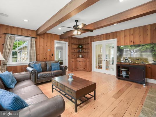 Interior, Living room, Recessed Lighting, Wooden Beams, Wood Texture Flooring, Wooden Walls