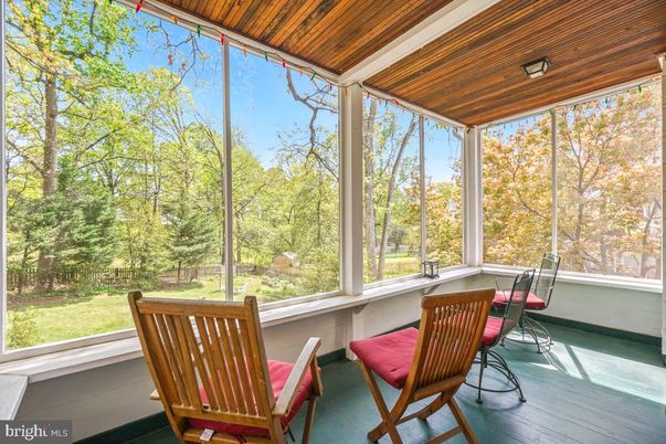 Interior, Sun Room, Wooden Ceilings, Wood Texture Flooring