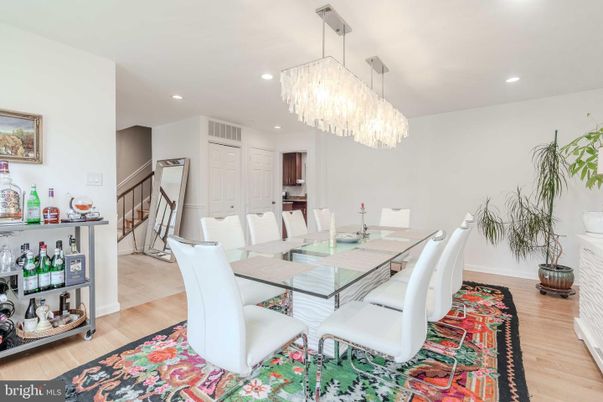 Chandelier, Dining room, Interior, Recessed Lighting, Wood Texture Flooring