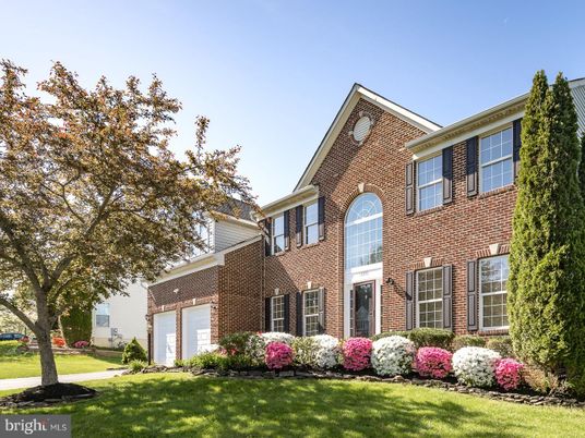 Attached, Exterior, Facade, Brick Facade, Brick Traditional