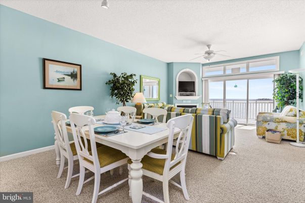 Dining room, Interior