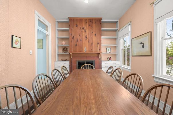 Dining room, Fireplace, Interior