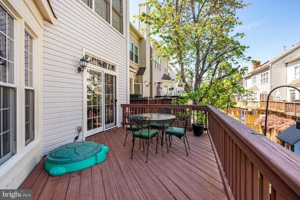 Exterior, Wood Texture Flooring