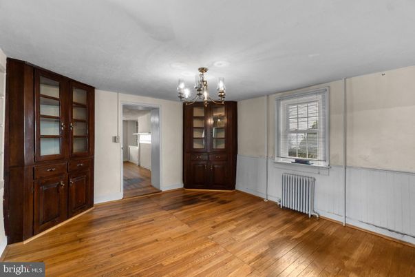 Chandelier, Empty room, Interior, Wood Texture Flooring