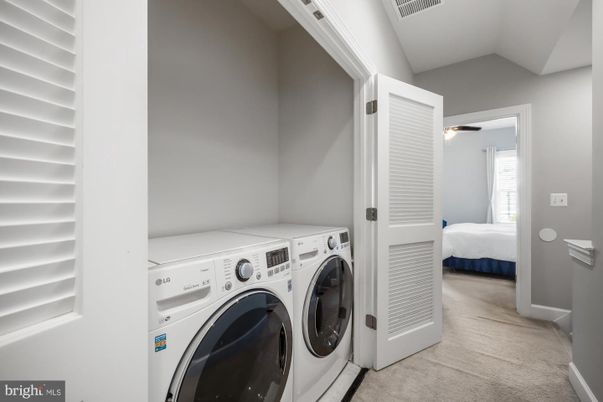 Bedroom, Interior, Utility Closets, Washer